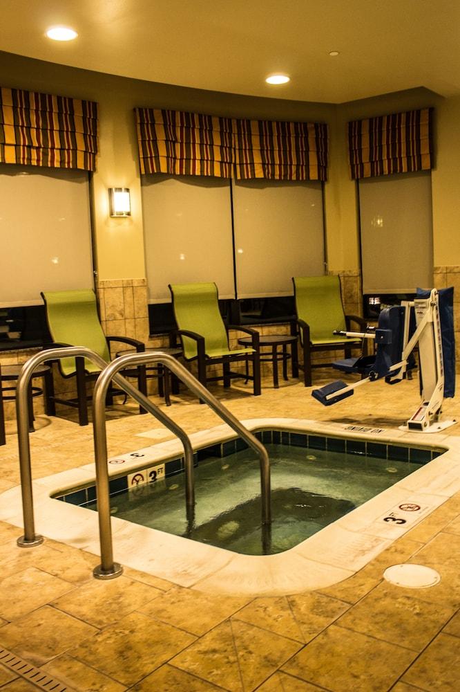 קרנברי טאונשיפ Hilton Garden Inn Pittsburgh/Cranberry מראה חיצוני תמונה